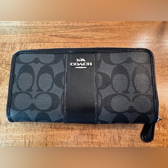 Coach Handbags - Coach Black Signature Continental Wallet with Silver Logo